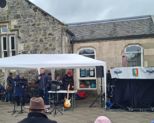 Open Air Service in Kilmacolm Easter 2025